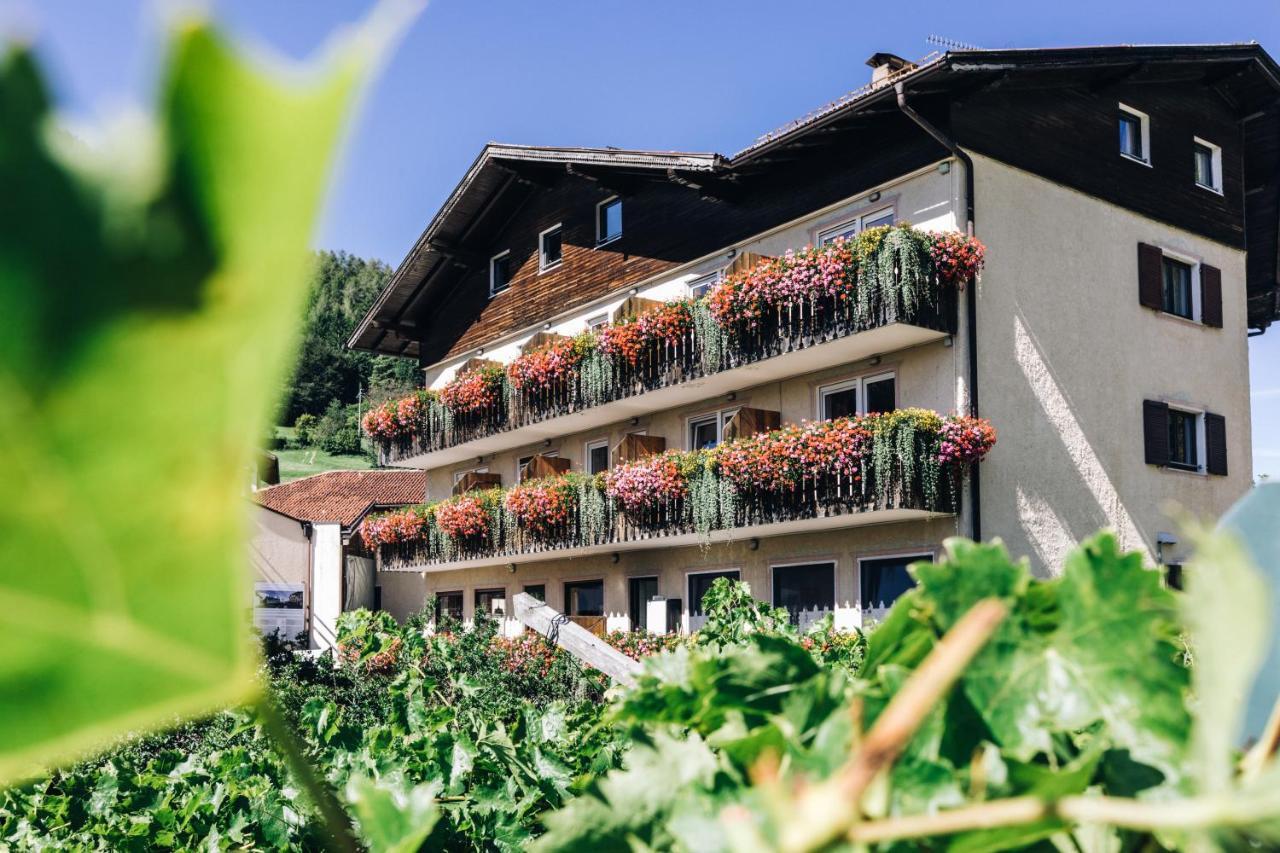 Hotel Schoenwies Trodena Exterior photo